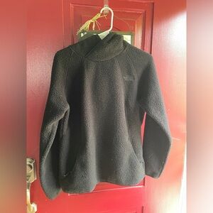 The North Face‎ Sherpa Pullover Hoodie Black Women’s Size M Soft and Comfy!